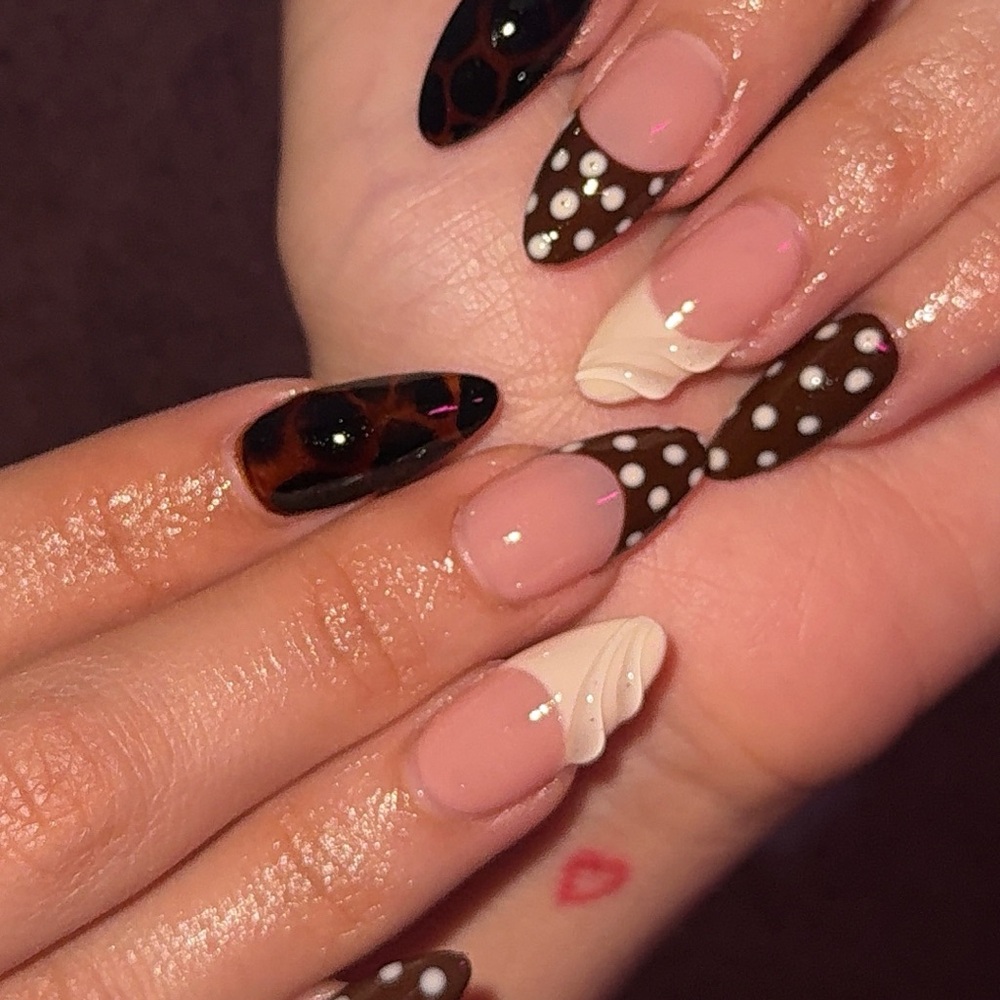 Meet your Posher, Jisela